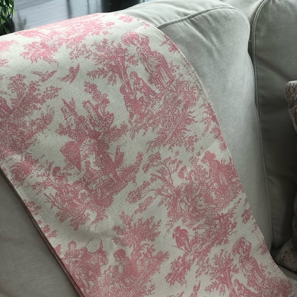 Elegant Pink Toile Table Runner - Picture 2 of 6
